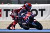 El piloto español Marc Márquez, del Ducati Lenovo Team, levanta su moto durante la sesión de clasificación de MotoGP para el Gran Premio de Hungría de Motociclismo, celebrado en el circuito Balaton Park. EFE/EPA/Boglarka Bodnar HUNGARY OUT