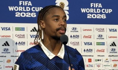 Bradley Barcola, de Francia, habla en la zona mixta después de un partido del grupo I del Mundial de 2026 ante Senegal en Nueva Jersey (Estados Unidos). EFE/Jan Téllez Asensio