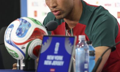Achraf Hakimi, de Marruecos, participa en una rueda de prensa en la ciudad de East Rutherford en New Jersey (EE.UU.). Marruecos enfrentará a Brasil como parte del grupo C del Mundial de la FIFA 2026. EFE/ Sebastiao Moreira