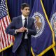 Imagen de archivo del presidente de la Junta de la Reserva Federal de EE.UU., Kevin Warsh, tras una rueda de prensa en la Reserva Federal en Washington, DC, EE.UU., el 17 de junio de 2026. EFE/EPA/WILL OLIVER