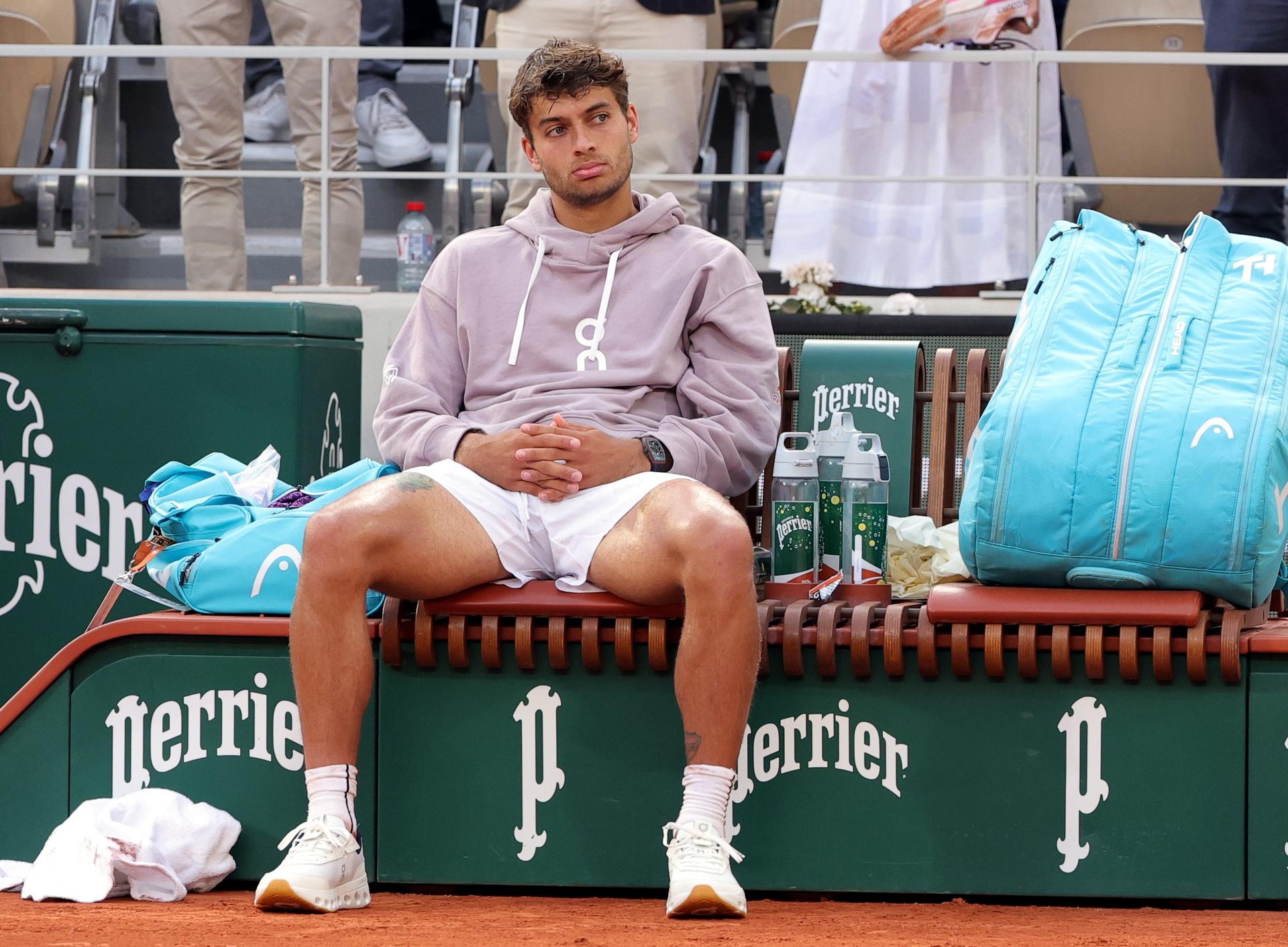 El italiano Flavio Cobelli tras perder la final en Roland Garros EFE/EPA/TERESA SUAREZ
