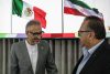 El embajador de Irán en México, Albolfazl Pasandideh (i), fue captado este 6 de junio, durante una conferencia de prensa, en la ciudad de Tijuana (México). EFE/Joebeth Terríquez
