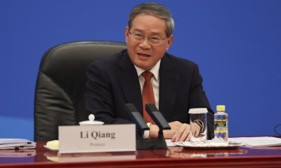 El primer ministro chino Li Qiang se reúne con representantes empresariales de EE.UU., en el Gran Salón del Pueblo de Pekín, China, 14 de mayo de 2026. EFE/EPA/GO NAKAMURA / POOL