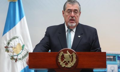 Fotografía de archivo en la que aparece el presidente de Guatemala, Bernardo Arévalo de León, durante una rueda de prensa, en Ciudad de Guatemala (Guatemala). EFE/Mariano Macz