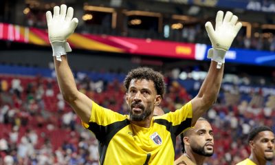 El portero Vozinha y la selección de Cabo Verde salen este domingo en busca de otra exhibición en el Mundial, esta vez ante una selección de Uruguay que necesita despejar dudas. EFE/Lavandeira Jr