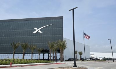 Fotografía de archivo del 30 de mayo de 2025 que muestra el edificio de la empresa aeroespecial SpaceX en Starbase, Brownsville (Estados Unidos). EFE/ Alejandra Arredondo