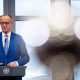 - El canciller alemán Friedrich Merz pronuncia una declaración en el aeropuerto de Berlín Brandeburgo (BER) en Schoenefeld, Alemania, el 15 de junio de 2026, antes de viajar a Evian, Francia, para asistir a la cumbre del G7, que se celebrará del 15 al 17 de junio de 2026. (Francia, Alemania) EFE/EPA/CLEMENS BILAN