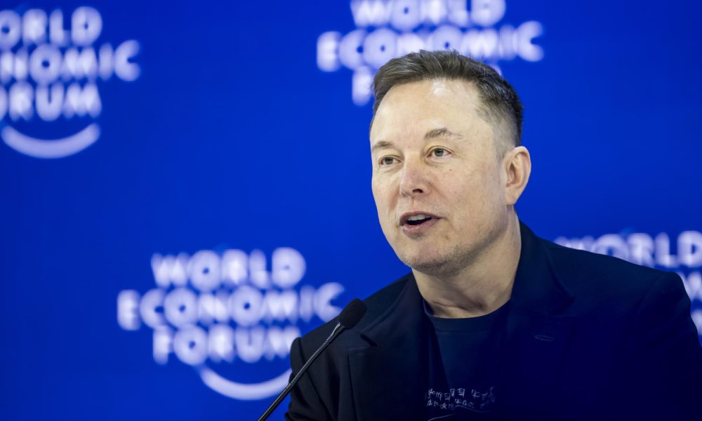 Imagen del consejero delegado de SpaceX y xAI, Elon Musk, en el Foro Davos de Suiza. EFE/EPA/GIAN EHRENZELLER