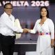 Fotografía del 31 de mayo de 2026 de la candidata a la Presidencia de Perú por el partido Fuerza Popular, Keiko Fujimori (d) y el candidato por el partido Juntos por el Perú, Roberto Sánchez. EFE/ Paolo Aguilar