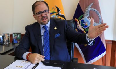 Fotografía de archivo del ministro del Interior de Ecuador, John Reimberg, durante una entrevista con EFE, en Quito (Ecuador). EFE/José Jácome