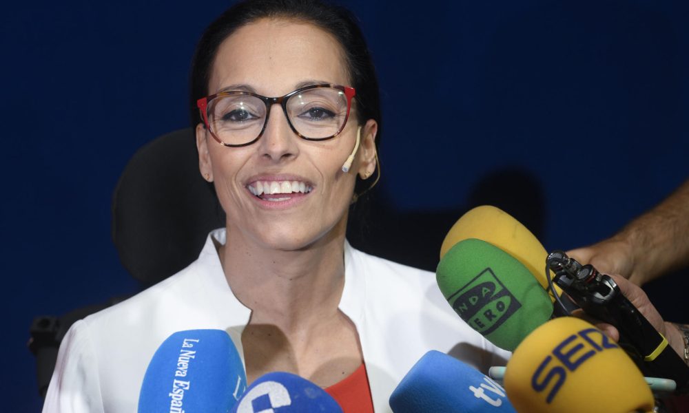 La atleta Teresa Perales, presidenta del Jurado del Premio Princesa de Asturias del Deporte, atiende a la prensa tras anunciarse que el futbolista argentino Lionel Messi, ha ganado el Premio Princesa de Asturias del Deporte 2026 este miércoles en Oviedo. EFE/Eloy Alonso